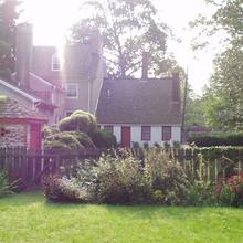 The Dutch House, New Castle, Rear