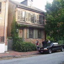 New Castle, 1690's Townhouse.